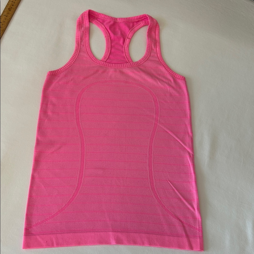 Lululemon Athletica Bright Pink Tank Top - Picture 1 of 8